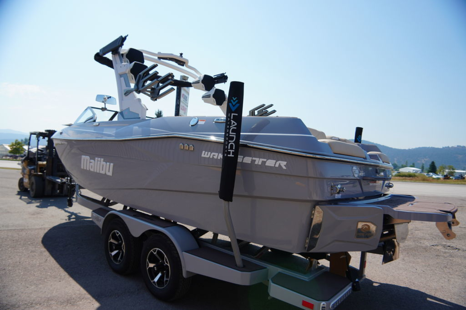 2027 Malibu Boats 23 LSV