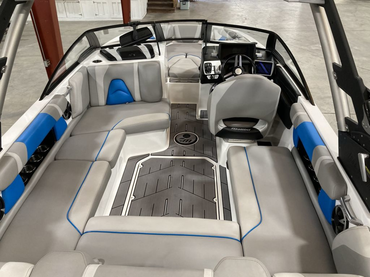 2017 Malibu Boats 21 VLX