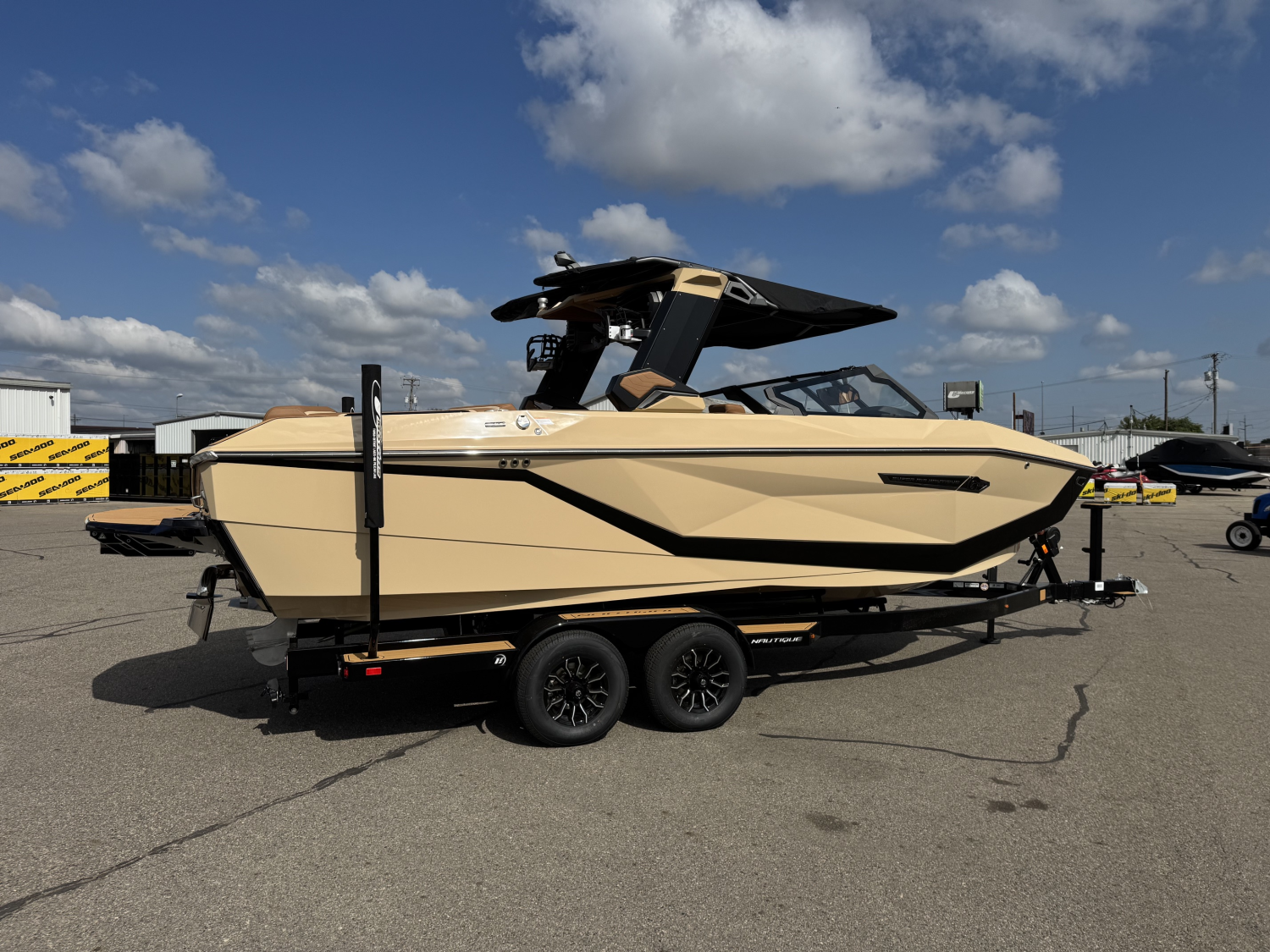 2027 Nautique G23