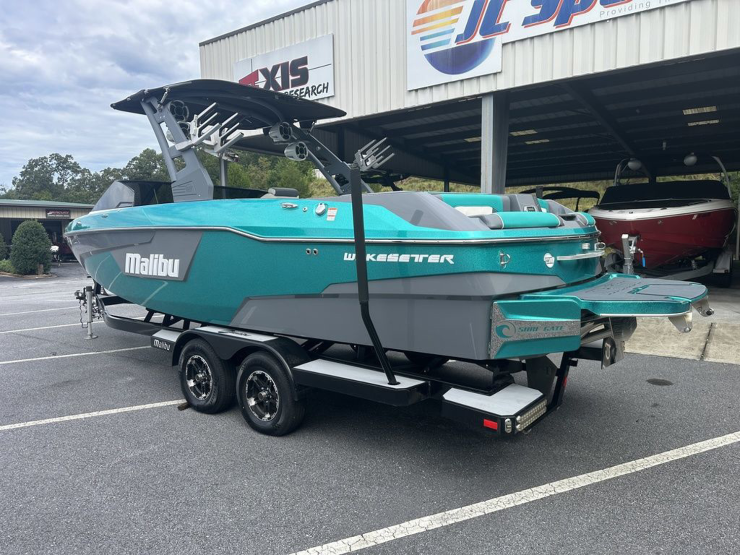 2020 Malibu Boats 25 LSV
