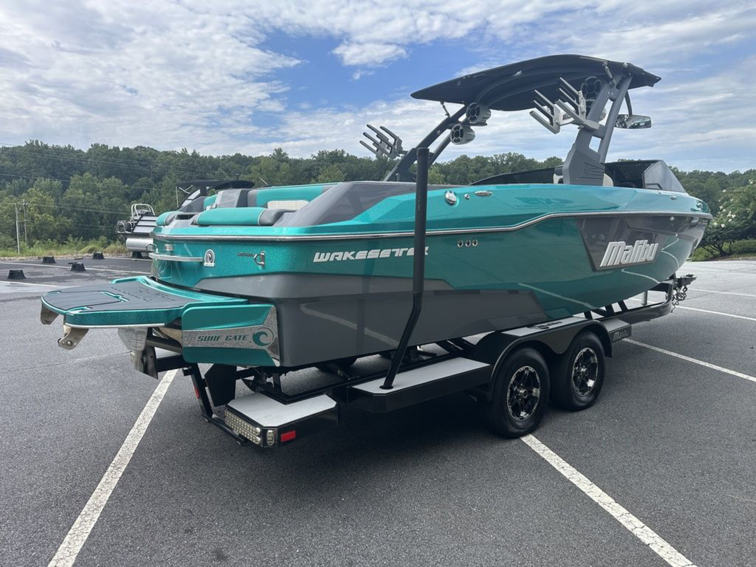 2020 Malibu Boats 25 LSV