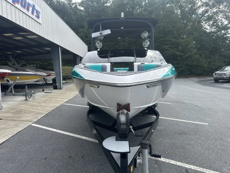 2020-malibu-wakesetter-25-lsv-144581-image8