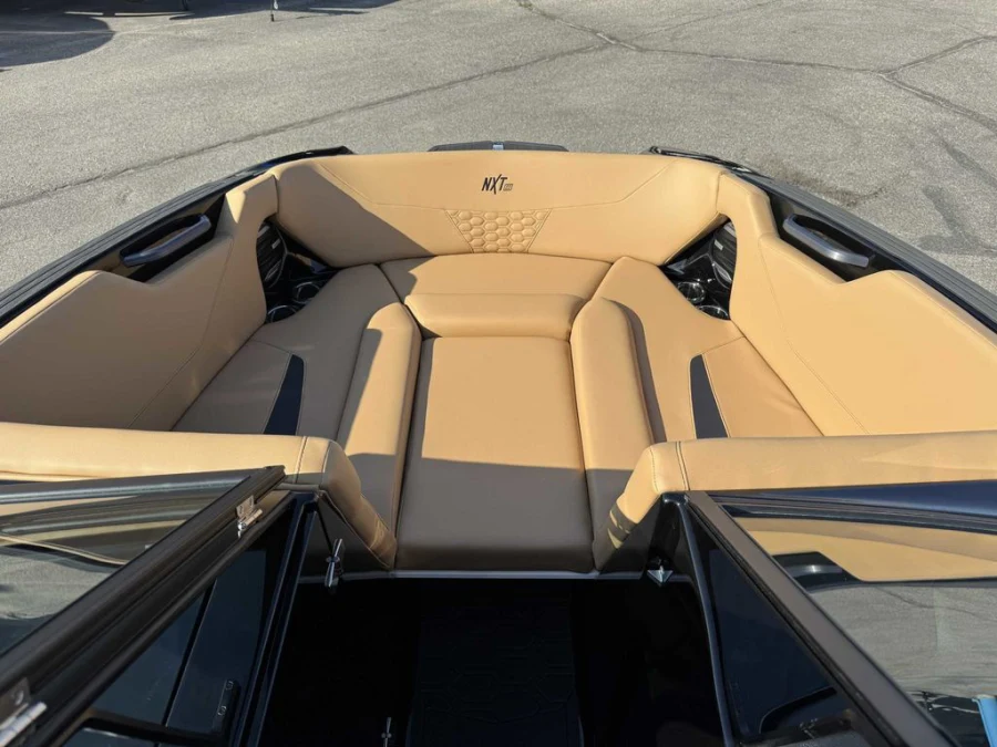 2027-mastercraft-nxt22-144582-image14