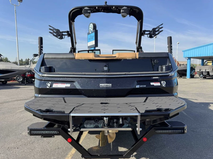 2027-mastercraft-nxt22-144582-image7