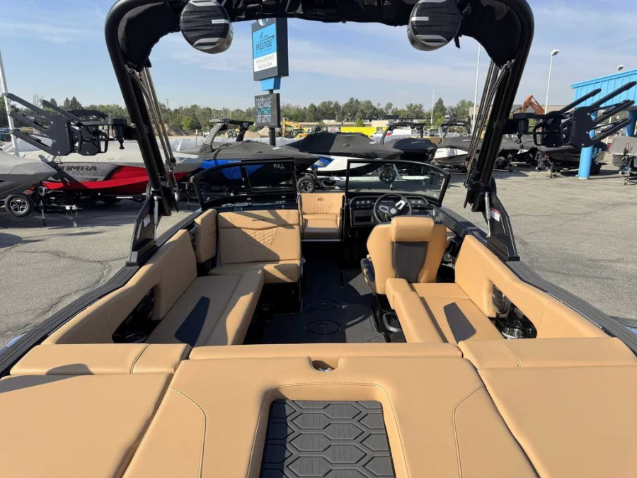 2027-mastercraft-nxt22-144582-image9