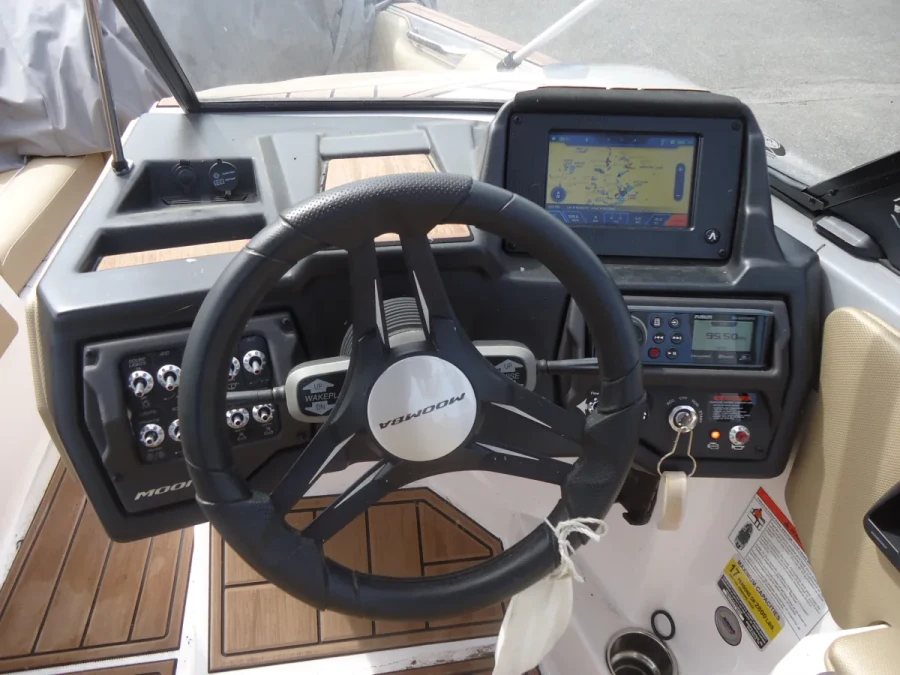 2022-moomba-max-144602-image0.webp