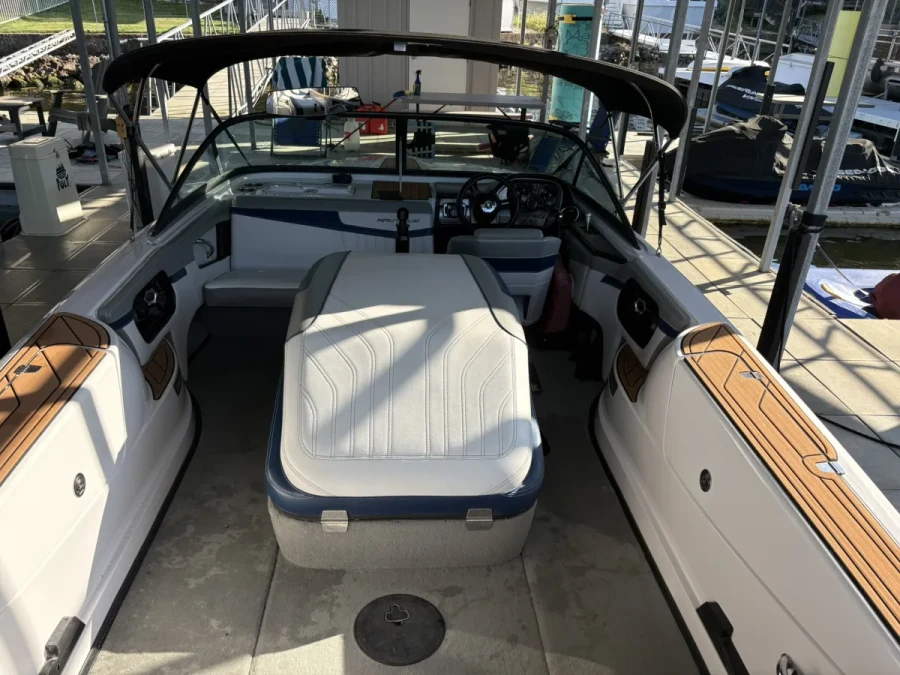 2015-nautique-ski-nautique-200-144603-image6.webp