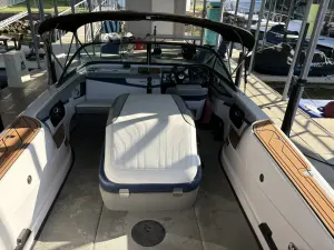 2015-nautique-ski-nautique-200-144603-image6.webp