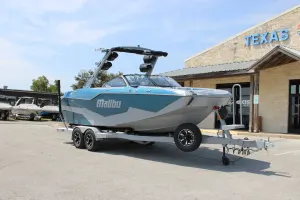 2027-malibu-m230-144615-image1.webp