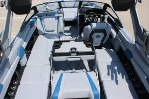 2027-malibu-m230-144615-image12.webp