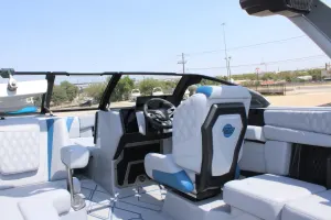 2027-malibu-m230-144615-image14.webp