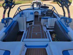 2015-nautique-g23-144621-image14.webp