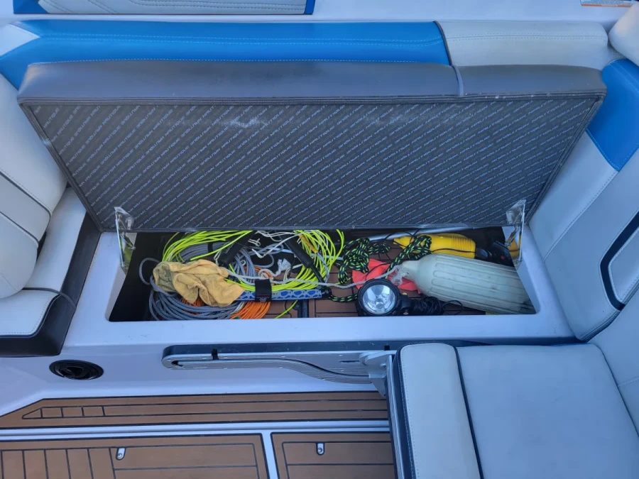 2015-nautique-g23-144621-image16.webp