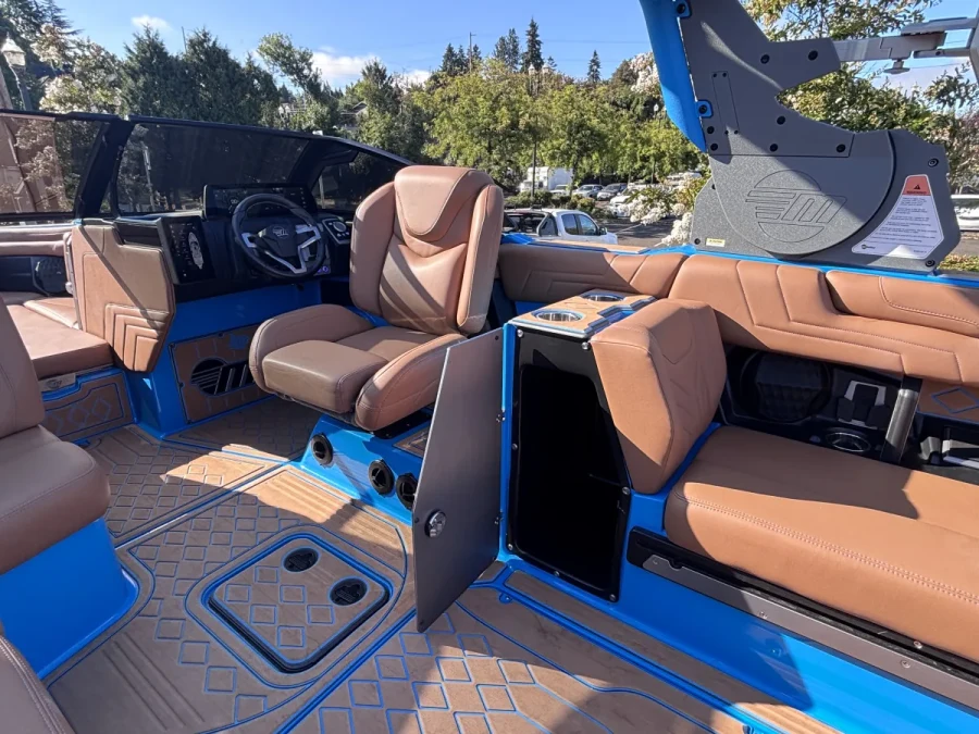 2025-malibu-wakesetter-25-lsv-144625-image15.webp