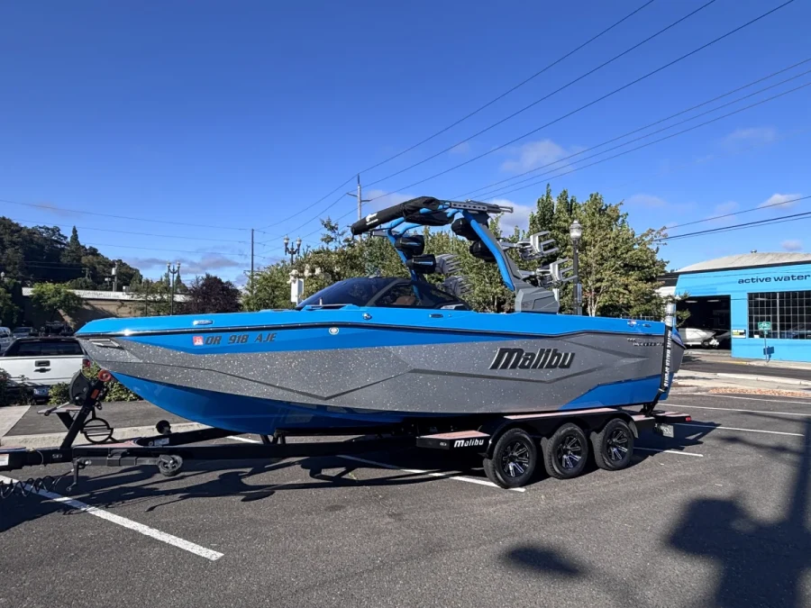 2025-malibu-wakesetter-25-lsv-144625-image2.webp