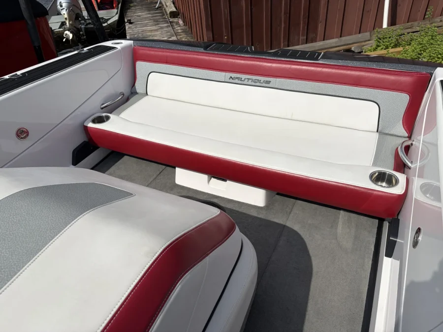 2010-nautique-ski-nautique-200-144633-image6.webp