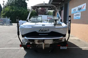 2020-tige-r20-144639-image4.webp