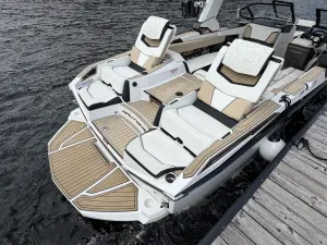 2020-nautique-g25-paragon-144656-image2.webp
