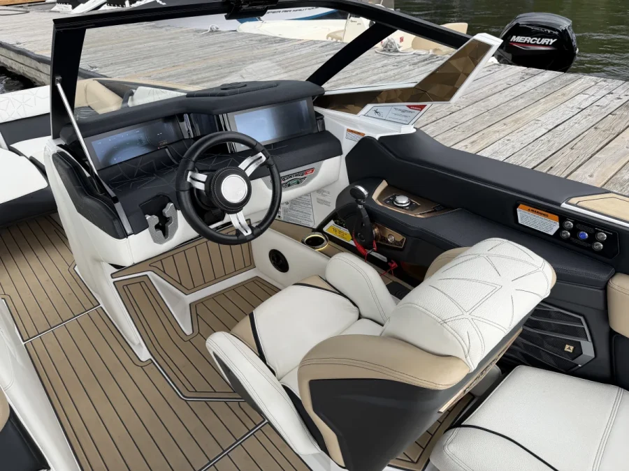 2020-nautique-g25-paragon-144656-image5.webp