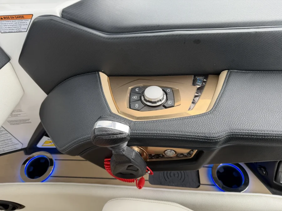 2020-nautique-g25-paragon-144656-image6.webp
