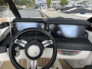 2020-nautique-g25-paragon-144656-image9.webp