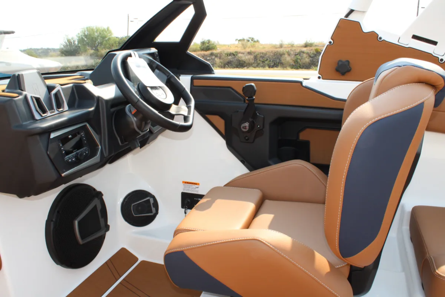 2027 Axis T250