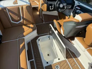 2017-nautique-g23-144671-image10.webp