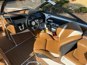 2017-nautique-g23-144671-image11.webp