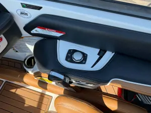 2017-nautique-g23-144671-image12.webp