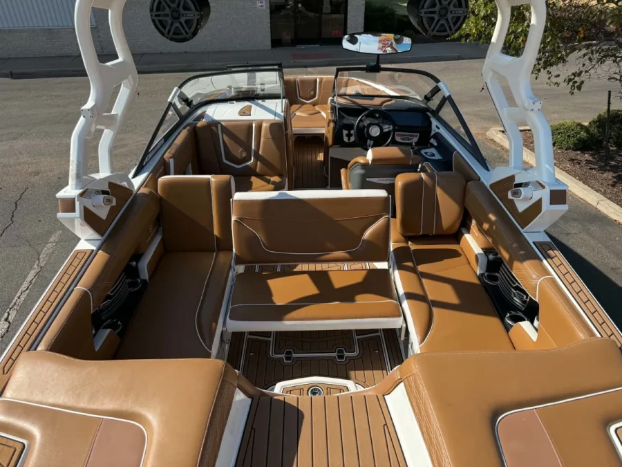 2017-nautique-g23-144671-image8.webp