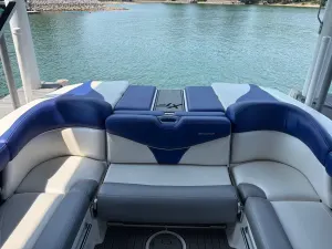 2017-mastercraft-xt23-144673-image1.webp