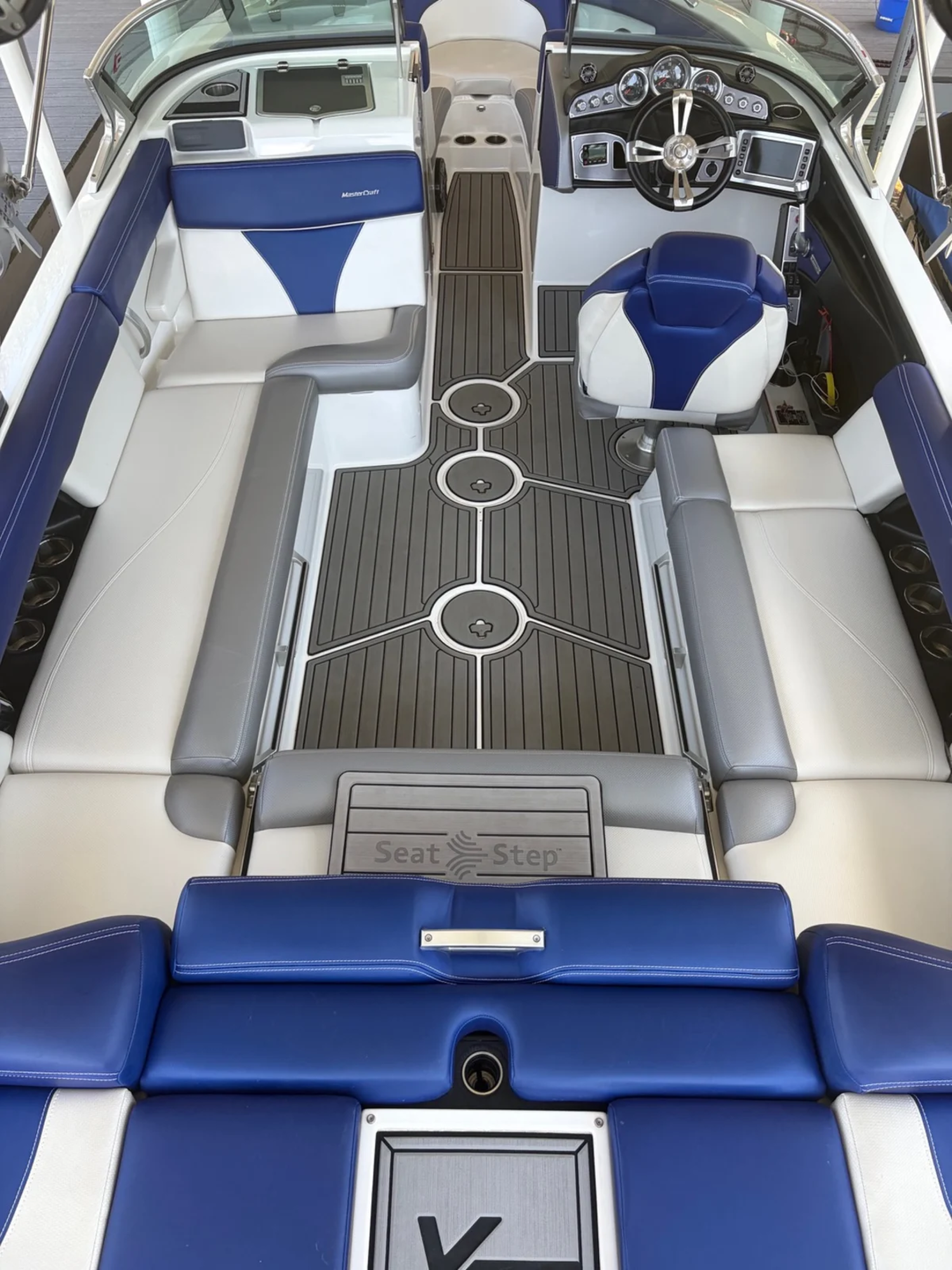 2017 MasterCraft XT23