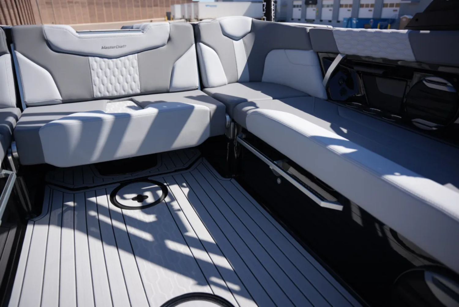 2026 MasterCraft XT23