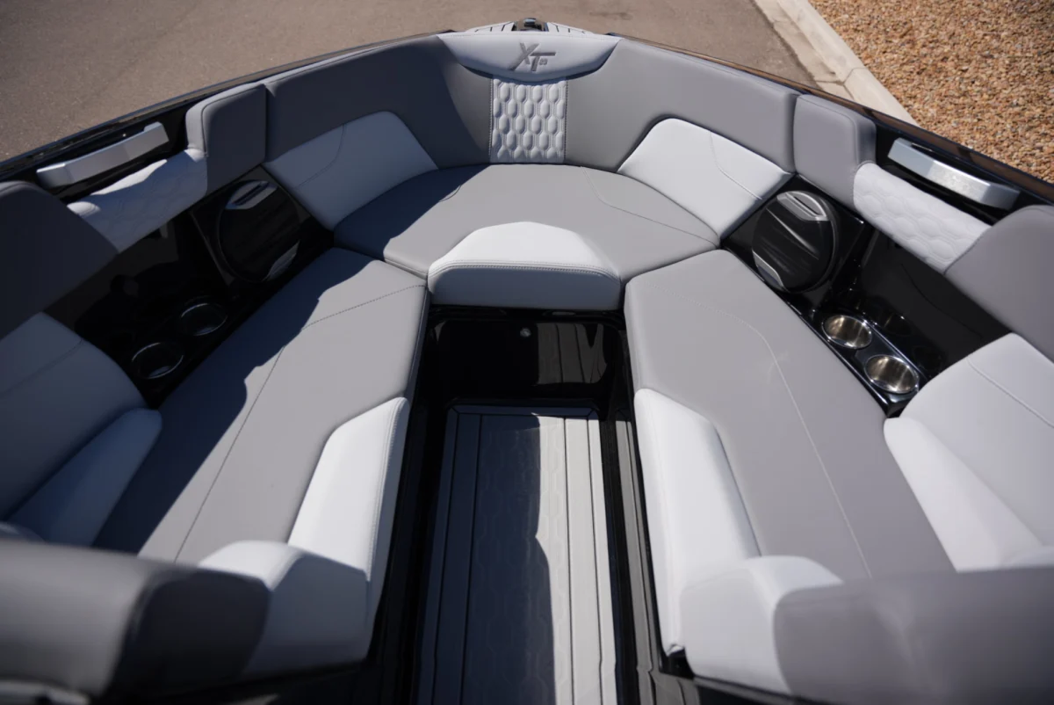2026 MasterCraft XT23