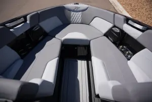 2026-mastercraft-xt23-144680-image7.webp