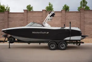 2026-mastercraft-xt24-144681-image2.webp