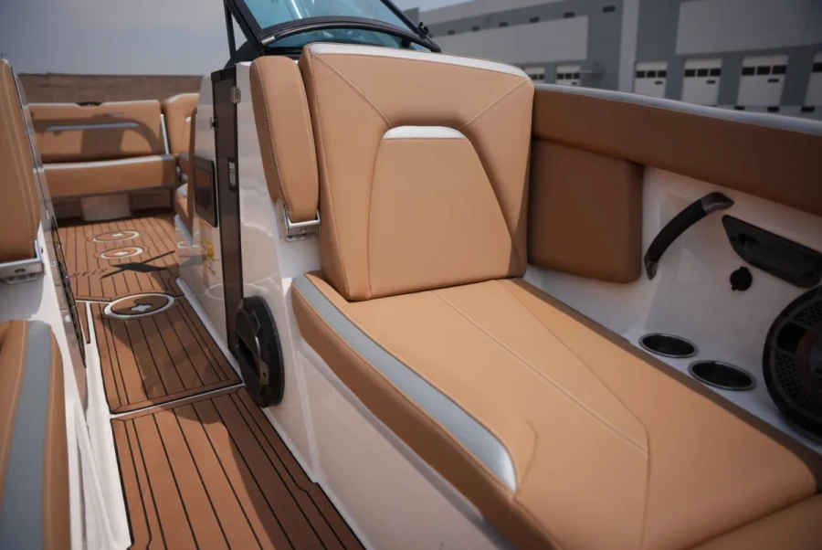 2021-mastercraft-x-star-144682-image7.webp