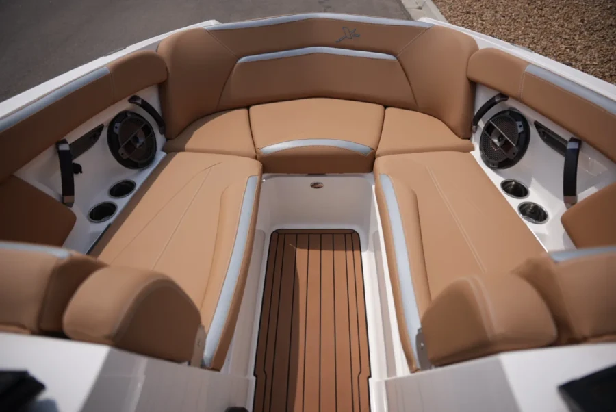 2021-mastercraft-x-star-144682-image8.webp