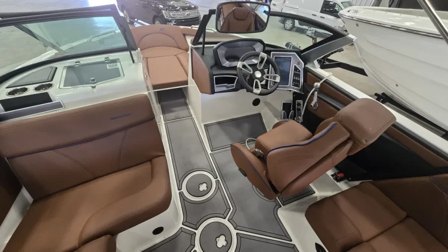 2022-mastercraft-xt25-144687-image8.webp