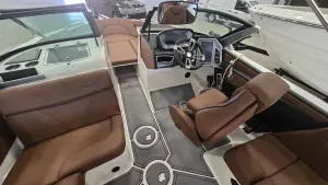 2022-mastercraft-xt25-144687-image8.webp