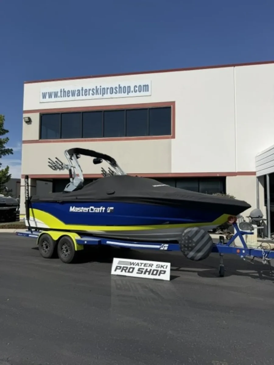 2017-mastercraft-xt21-144690-image12.webp