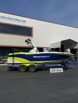 2017-mastercraft-xt21-144690-image13.webp