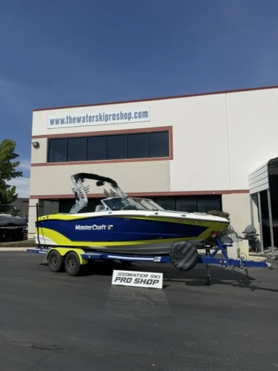 2017-mastercraft-xt21-144690-image14.webp
