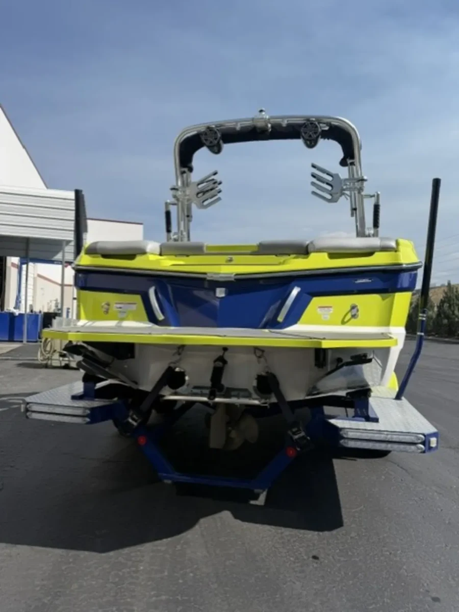 2017-mastercraft-xt21-144690-image9.webp