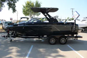 2021-malibu-wakesetter-22-lsv-144691-image4.webp