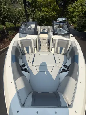 2022-malibu-wakesetter-23-lsv-144702-image6.webp