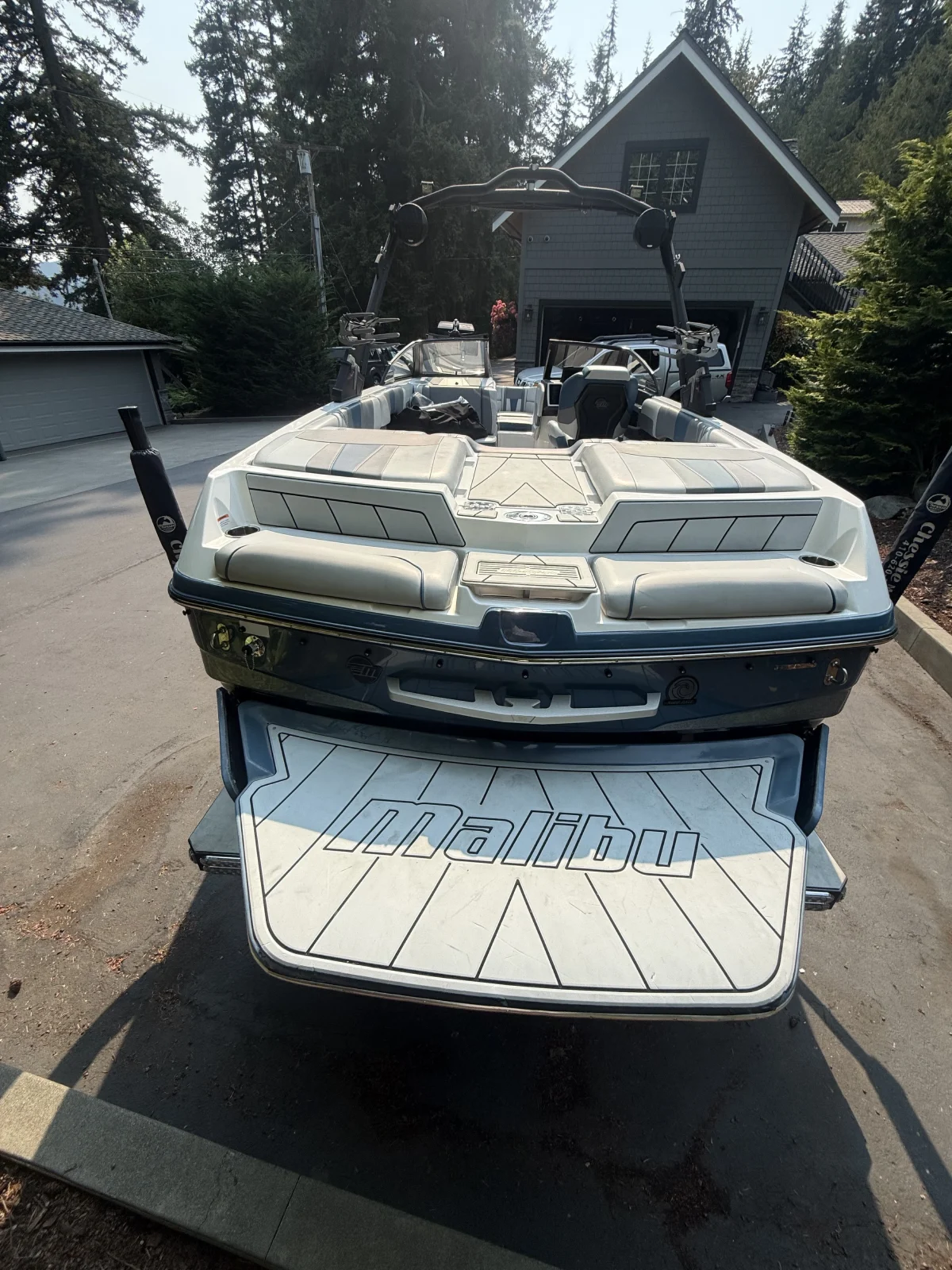 2022 Malibu Boats Wakesetter 23 LSV