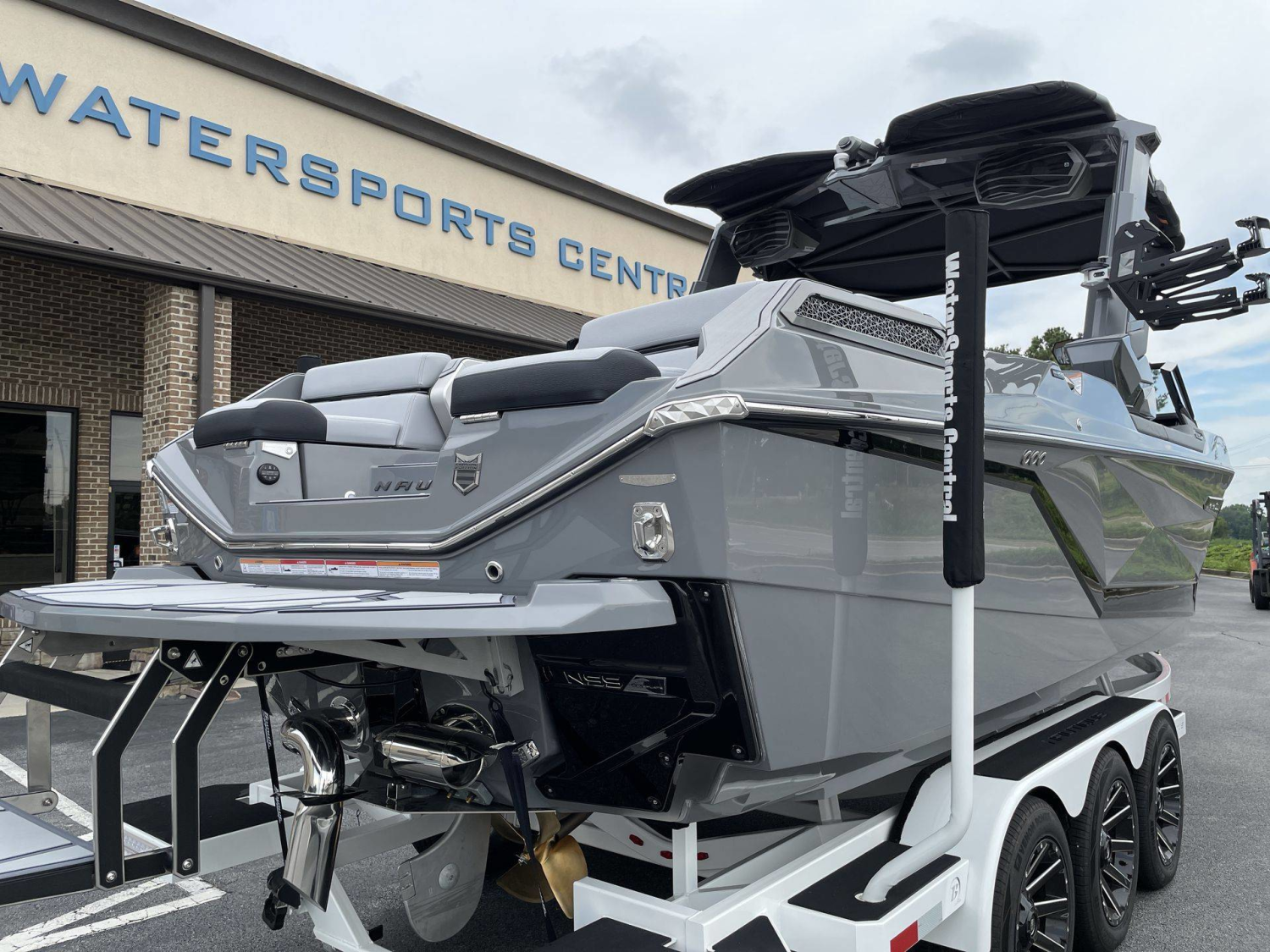 2027 Nautique G25 Paragon