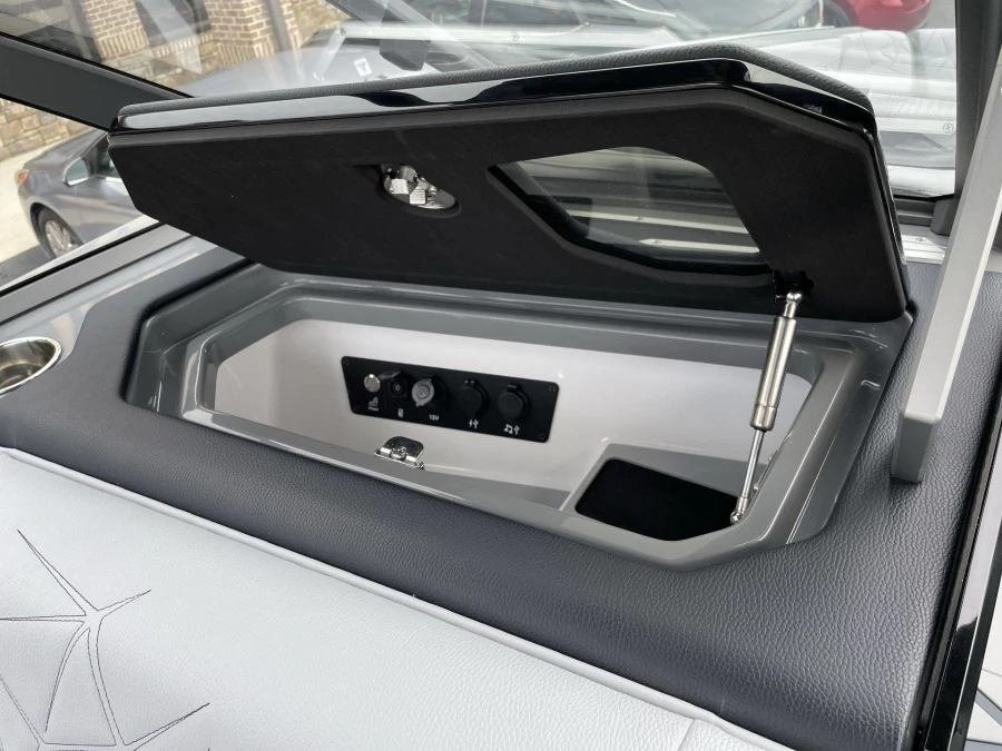 2027-nautique-g25-paragon-144704-image30