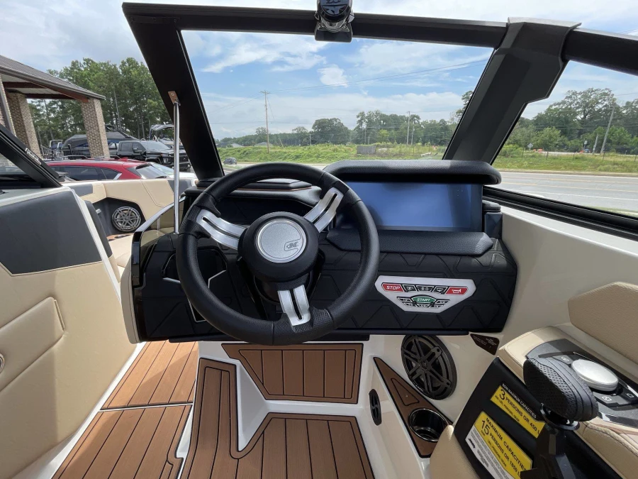 2027-nautique-gs22-144705-image23